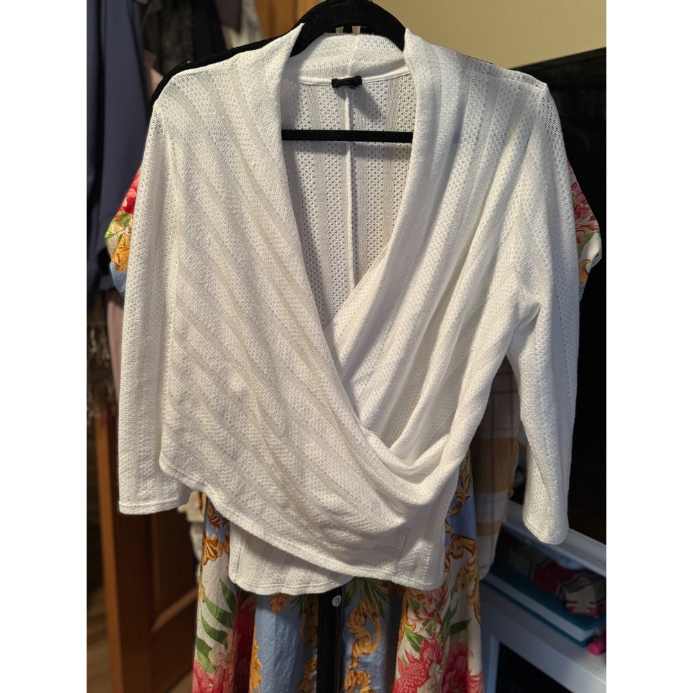 W5 White Pointelle Metallic Wrap Front Surplice Sweater Size M